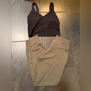 High-Waist Olive Green Leggings with Wide Waistband GREAT CONDITION
